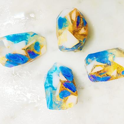 Design and Create Beautiful Gemstone Soap as Gifts