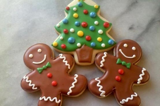 Gingerbread Icing Cookies for Kids (ages 4 to 12)
