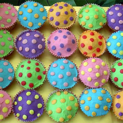 Polka Dotted Cakes for Kids