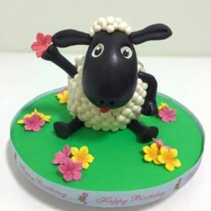 Mini Sheep Cake