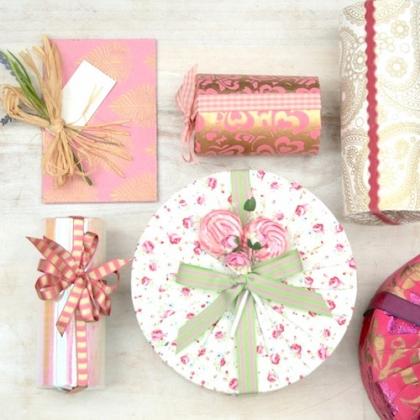 Luxurious Gift Wrapping, Papercraft, Bow Making and Handmade Decorations