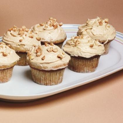 Honey Crunch Creams & Banana Cupcakes with Peanut Butter Frosting