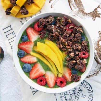 How to Build Better Smoothies & Smoothie Bowls