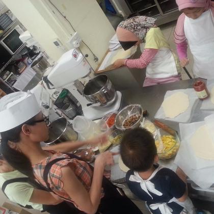 Adult-Child Workshop: Learn to bake Organic Pizzas