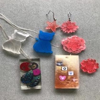 Resin Jewelry for 2 Pax 1hr Workshop