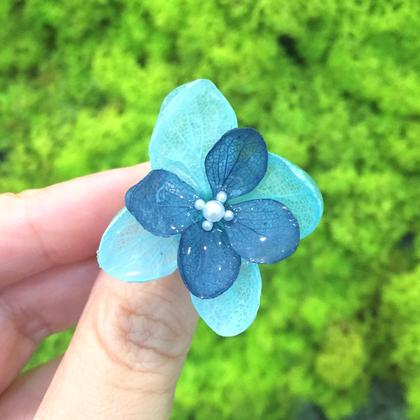3D Real Flower Jewellery with UV Resin Workshop
