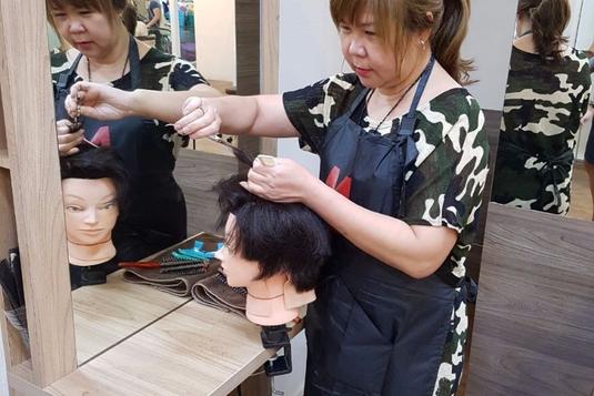 Ladies Basic Hair Cut - Make Up and Beauty Courses in Singapore -  LessonsGoWhere