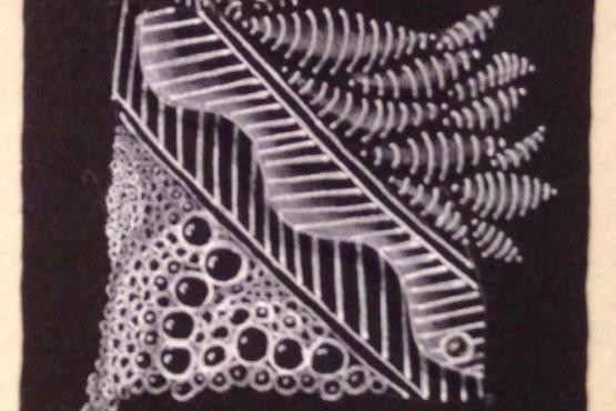 Zentangle: Tangling on Black Tiles