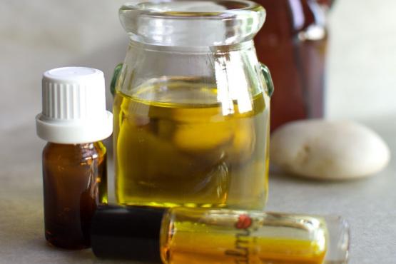 In The Kitchen With Teresa Foo: Natural Beauty Oil