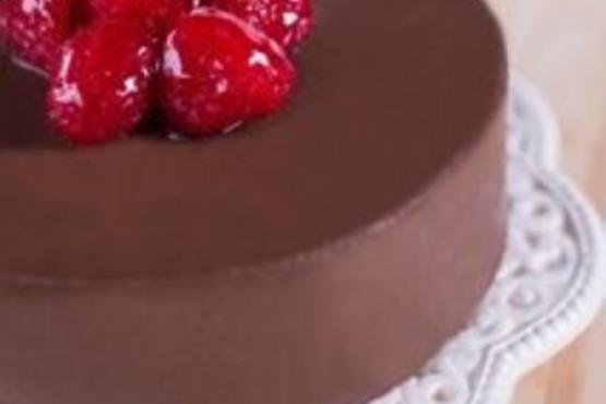 Swiss Chocolate Raspberry Cake Class