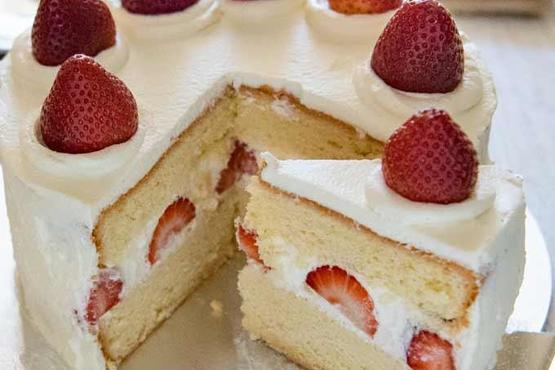 Strawberry Cake LIVE ZOOM Baking Class